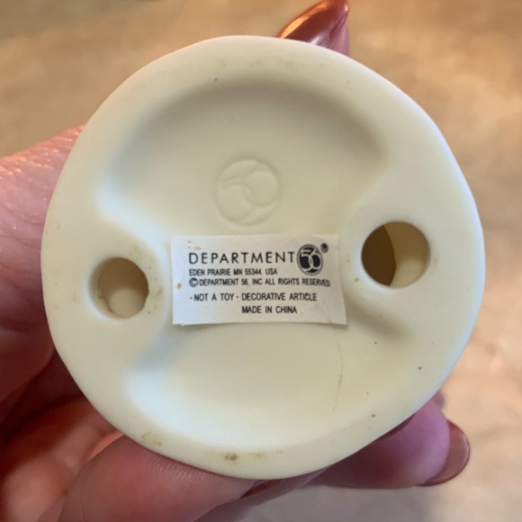 DEPT. 56-SNOWBUNNIES BONNETS & BOWS 4 1/4" Easter Egg - Picture 6 of 8